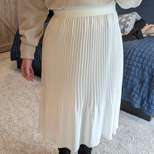 Banana Republic Pleated Midi Skirt White L